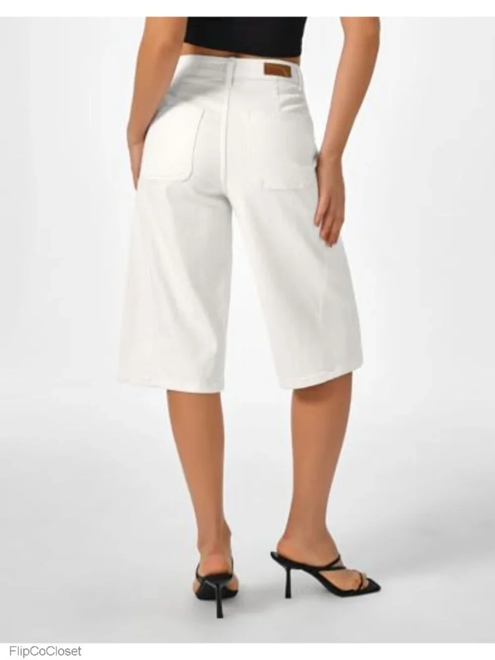 Stretchy Wide Leg Bermuda Long Jorts with Large Pockets